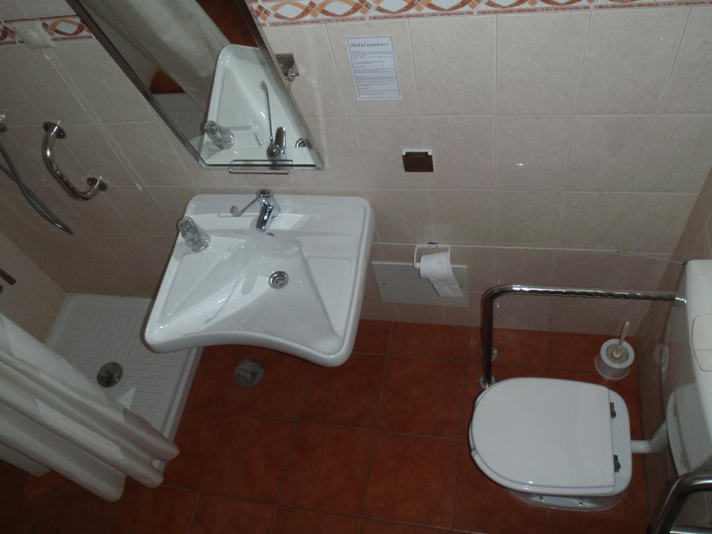 Hotel Romba Ourique Buitenkant foto