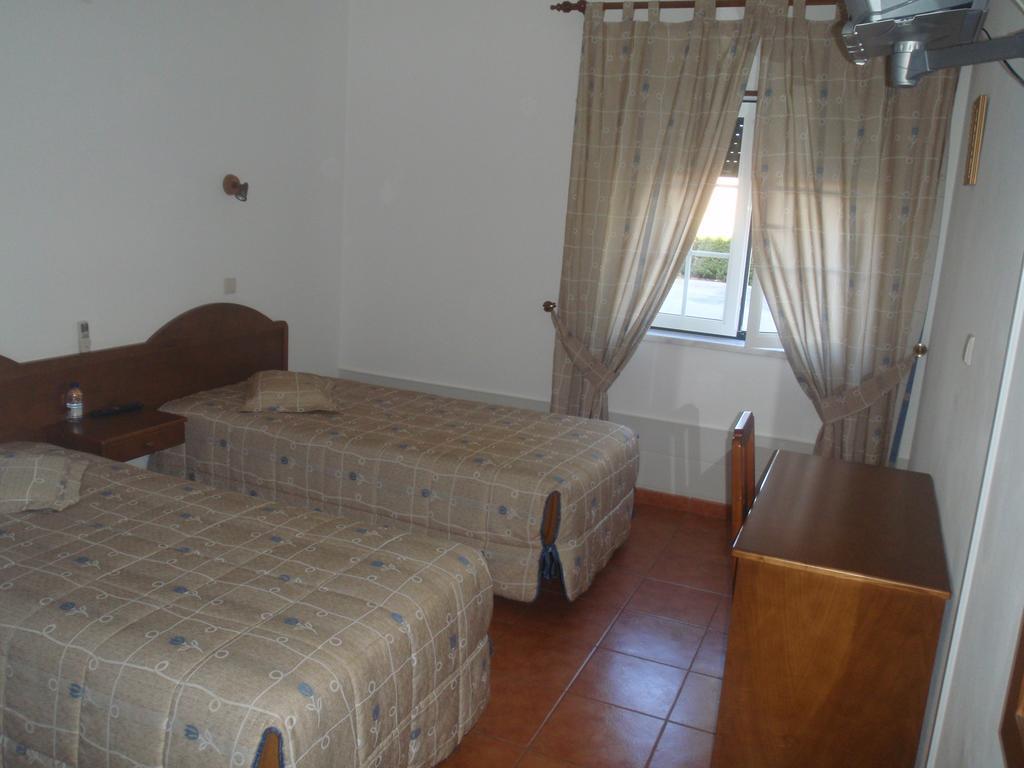 Hotel Romba Ourique Buitenkant foto