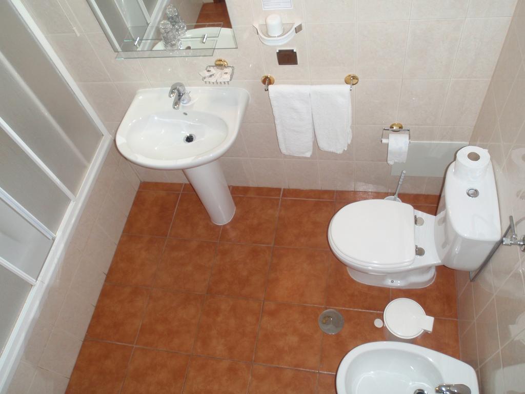 Hotel Romba Ourique Buitenkant foto