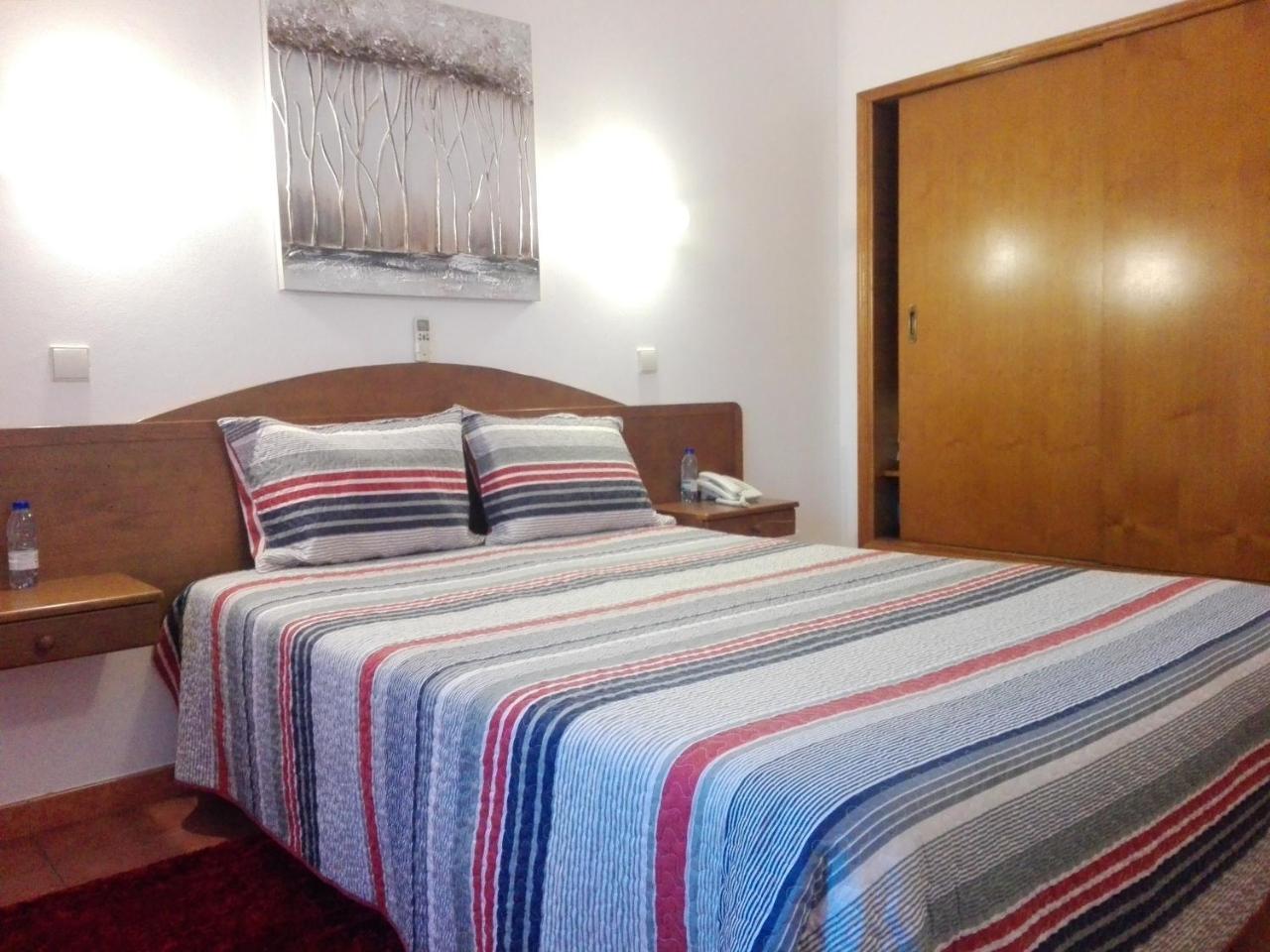 Hotel Romba Ourique Buitenkant foto